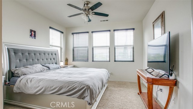 4248 W 5th Street, Santa Ana CA: https://media.crmls.org/medias/eac4effd-9761-4e6c-a4fe-87c483ca2f90.jpg