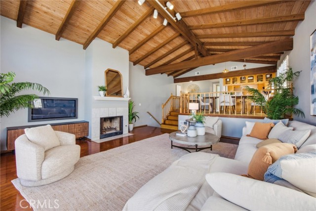 Detail Gallery Image 4 of 24 For 1526 Wollacott St, Redondo Beach,  CA 90278 - 3 Beds | 2 Baths