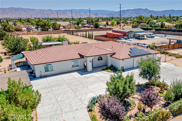 Detail Gallery Image 1 of 9 For 9163 8th Ave, Hesperia,  CA 92345 - 3 Beds | 2 Baths