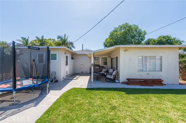 622 S Indiana Street, Anaheim CA: https://media.crmls.org/medias/eac658ef-07ee-41f3-b1c7-5796b2ac53f9.jpg