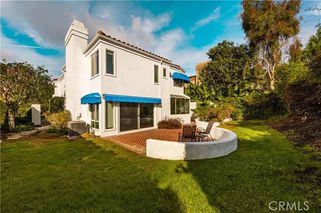 27782 Via Madrina, San Juan Capistrano CA: https://media.crmls.org/medias/eac77fee-0a88-4fd3-8ca8-ef6d9ae351ce.jpg