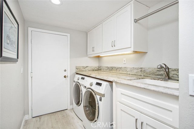 30201 Spray Drive, Canyon Lake CA: https://media.crmls.org/medias/eac7a7aa-9dce-412f-8cec-40b9e704365d.jpg