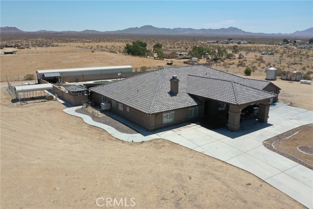 24625 Ledbury Road, Oro Grande CA: https://media.crmls.org/medias/eac7d6ca-f559-4a3c-b370-4d868244fa89.jpg