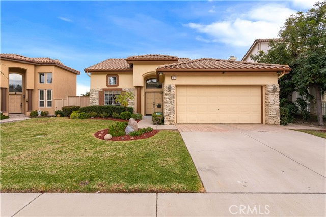 Detail Gallery Image 2 of 36 For 5 Villa Valtelena, Lake Elsinore,  CA 92532 - 3 Beds | 2 Baths