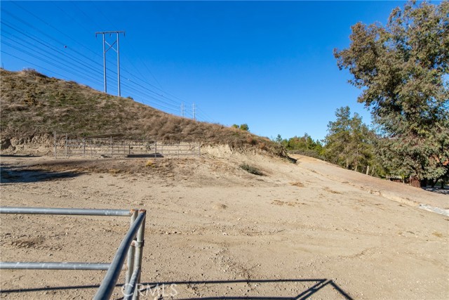 Detail Gallery Image 16 of 59 For 28915 San Timoteo Canyon Rd, Redlands,  CA 92373 - 4 Beds | 2 Baths