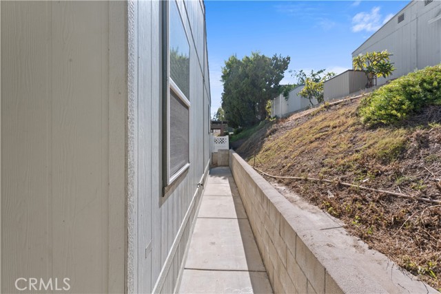 2851 Rolling Hills Drive, Fullerton CA: https://media.crmls.org/medias/eac86a13-8a05-46fb-9d77-478915c4de04.jpg