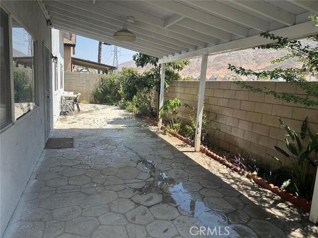 Detail Gallery Image 22 of 24 For 16165 Windcrest Dr, Fontana,  CA 92337 - 3 Beds | 2/1 Baths