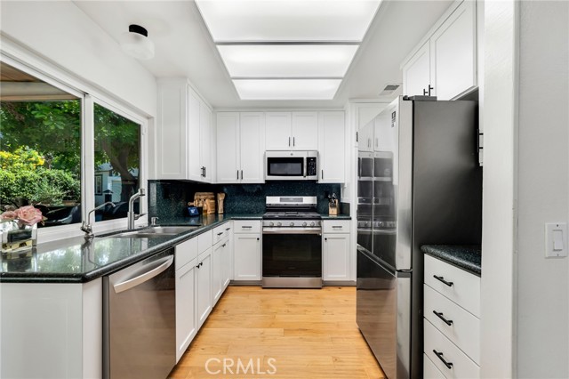 7612 Vicky Avenue, West Hills CA: https://media.crmls.org/medias/eac918b9-1727-48af-a71f-6342febf5a8e.jpg