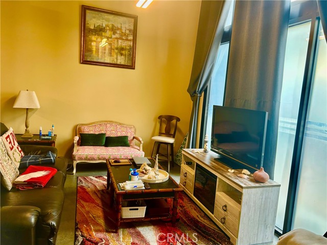 Detail Gallery Image 5 of 64 For 300 E 4th St. #101,  Long Beach,  CA 90802 - 1 Beds | 2 Baths