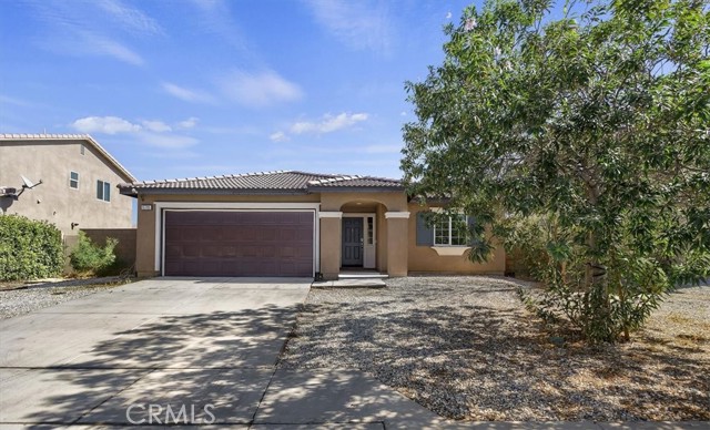 Detail Gallery Image 2 of 24 For 15785 Horizon Way, Adelanto,  CA 92301 - 4 Beds | 2 Baths