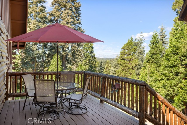 Detail Gallery Image 9 of 70 For 735 Oak Rd, Lake Arrowhead,  CA 92352 - 3 Beds | 4 Baths