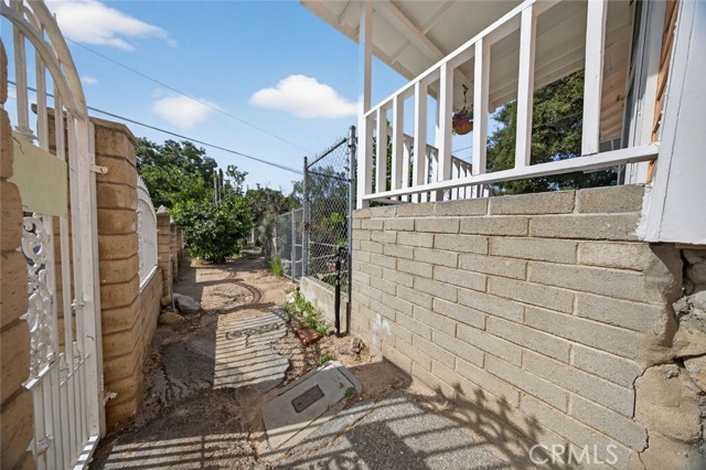 Detail Gallery Image 35 of 51 For 12605 Trail 01, Sylmar,  CA 91342 - 2 Beds | 1 Baths