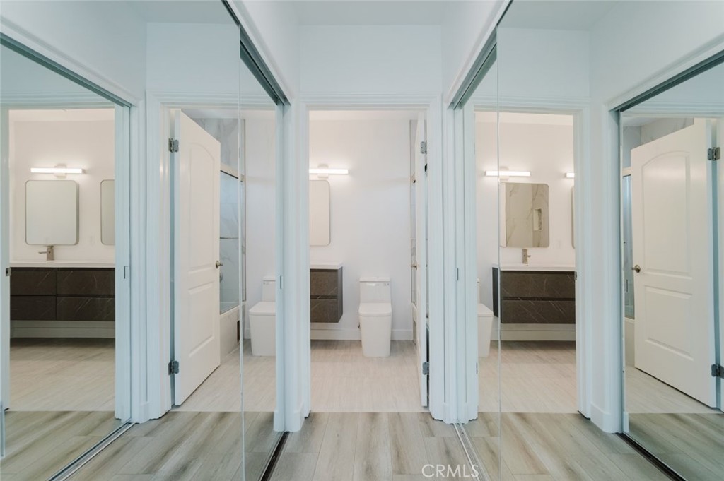 https://media.crmls.org/medias/eacabe08-8a42-4edc-ade6-7197ac8bbb42.jpg?preset=X-Large