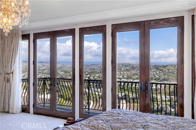 Detail Gallery Image 10 of 12 For 16 Cresta Del Sol, San Clemente,  CA 92673 - 5 Beds | 4/2 Baths