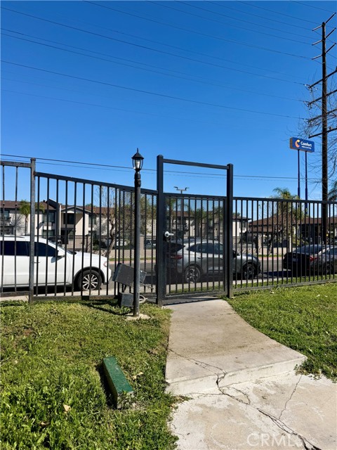 Detail Gallery Image 15 of 17 For 936 Fairway Dr #26,  Colton,  CA 92324 - 2 Beds | 1/1 Baths