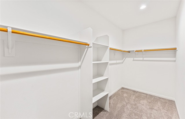 Detail Gallery Image 13 of 43 For 3909 Hudson Ln, Lake Elsinore,  CA 92530 - 6 Beds | 5 Baths