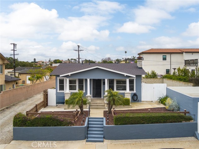 Detail Gallery Image 1 of 33 For 1179 W 15th St, San Pedro,  CA 90731 - 2 Beds | 1 Baths