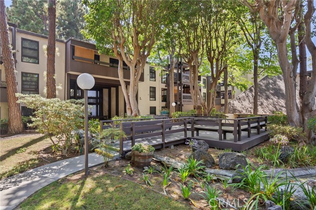 7740 Redlands Street, Playa del Rey CA: https://media.crmls.org/medias/ead1ff7c-c6be-4158-8dc9-8e6c93cfb620.jpg