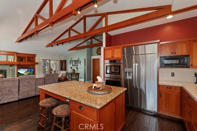 Detail Gallery Image 21 of 50 For 41922 Centre Ct, Big Bear Lake,  CA 92315 - 3 Beds | 3/1 Baths