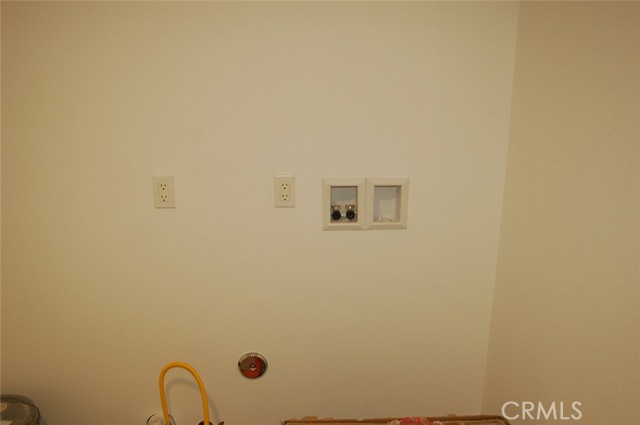 Detail Gallery Image 13 of 18 For 16436 Foothill Bld #1/2,  Fontana,  CA 92335 - 2 Beds | 1 Baths