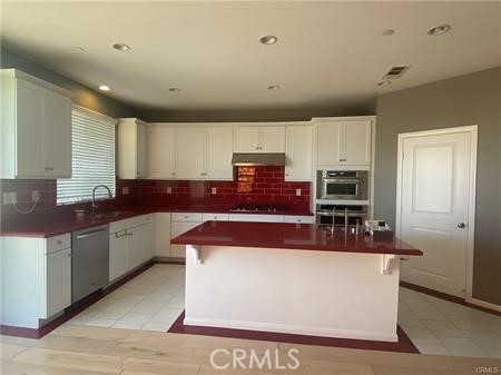 Detail Gallery Image 6 of 29 For 10761 Lotus Dr, Garden Grove,  CA 92843 - 5 Beds | 4 Baths