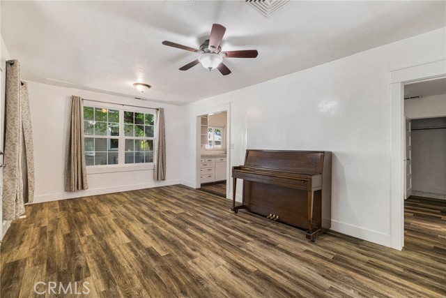 1617 Hemlock Street, Chico CA: https://media.crmls.org/medias/ead3508f-be69-4f36-83f9-15480562f521.jpg
