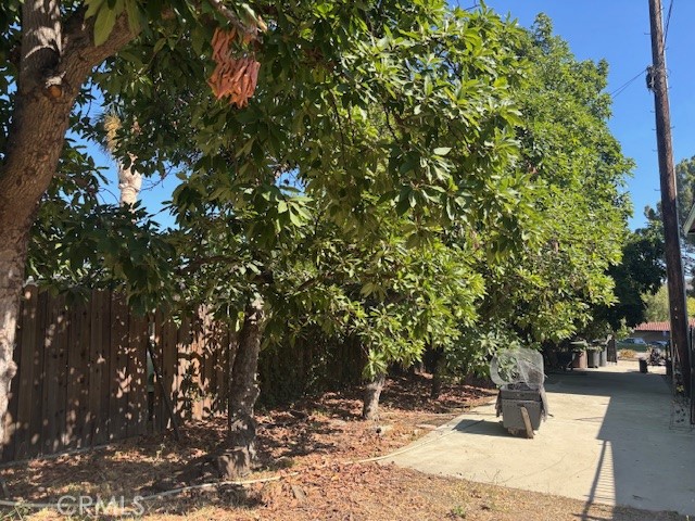 4989 Cochran Street, Simi Valley CA: https://media.crmls.org/medias/ead45cef-fd8f-47b7-9e37-57179bead0ad.jpg