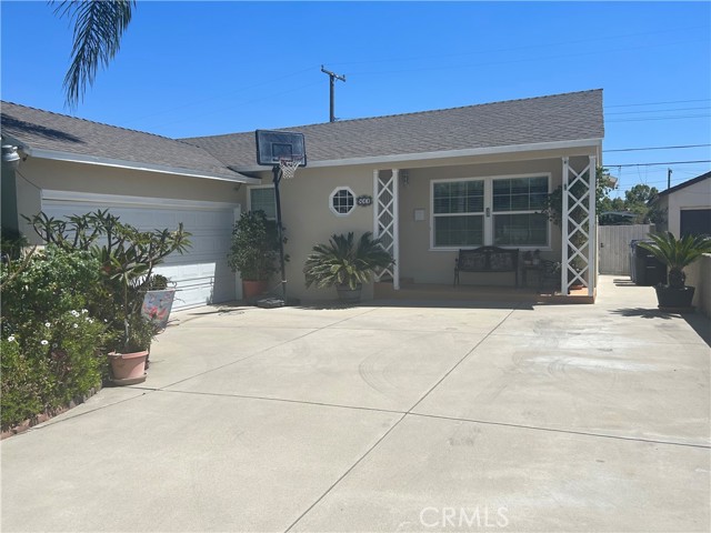 811 W E St, Ontario, CA 91762