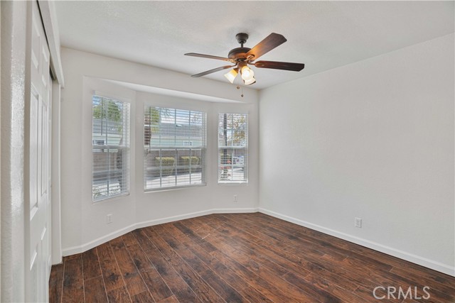 Detail Gallery Image 5 of 38 For 27903 Vista View Dr, Canyon Country,  CA 91351 - 3 Beds | 2 Baths