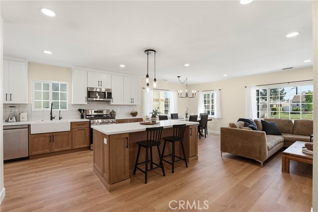 Detail Gallery Image 8 of 27 For 329 Catalpa Ave, Brea,  CA 92821 - 3 Beds | 2/1 Baths