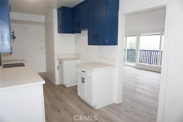 Detail Gallery Image 8 of 24 For 430 Terrill Ave, Los Angeles,  CA 90042 - 3 Beds | 2 Baths