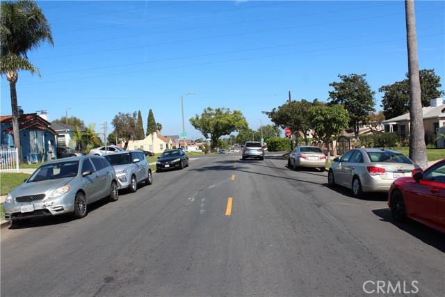 Detail Gallery Image 2 of 47 For 9812 S Denker, Los Angeles,  CA 90047 - 2 Beds | 1 Baths