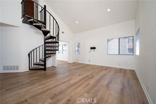 Detail Gallery Image 11 of 37 For 25 Clover Ln #359,  Aliso Viejo,  CA 92656 - 2 Beds | 2 Baths