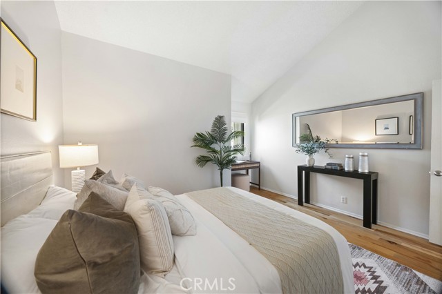 Detail Gallery Image 20 of 34 For 2317 Carnegie Ln #B,  Redondo Beach,  CA 90278 - 3 Beds | 2/1 Baths