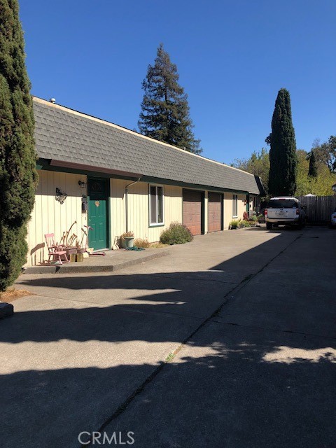 92 E Sierra Avenue