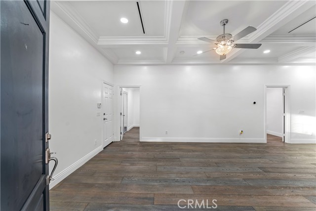 Detail Gallery Image 5 of 61 For 6418 Ringsdale Ct, Bakersfield,  CA 93313 - 3 Beds | 2/1 Baths