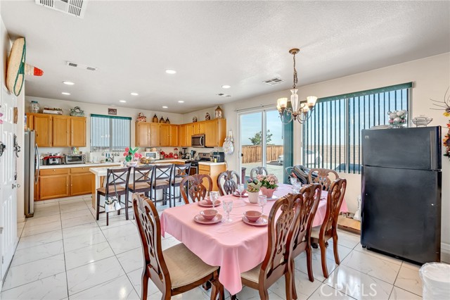 Detail Gallery Image 30 of 45 For 11036 Windcrest Ct, Adelanto,  CA 92301 - 4 Beds | 2/1 Baths