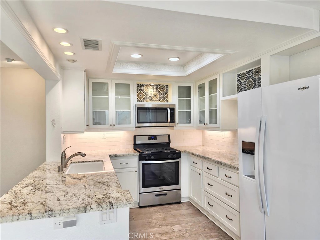 24221 Avenida De Las Flores 111