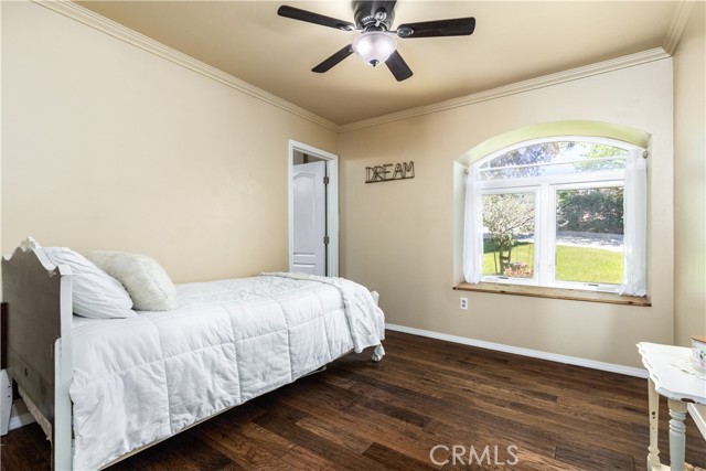 7240 Iverson Place, Paso Robles CA: https://media.crmls.org/medias/ead982f6-05ad-4d98-90a2-5d721e931292.jpg