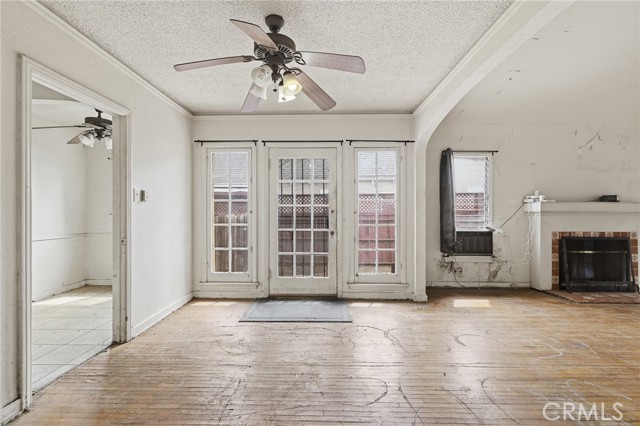 Detail Gallery Image 10 of 26 For 4720 Denny, Toluca Lake,  CA 91602 - 2 Beds | 1 Baths