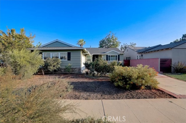 13040 Delano Street photo 2