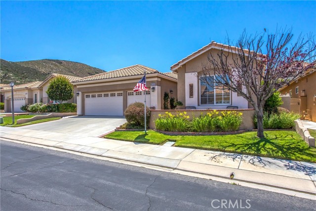 2012 Melbourne Circle, Banning CA: https://media.crmls.org/medias/eadb943f-2d35-4c6b-bc88-fb40a87d32f4.jpg