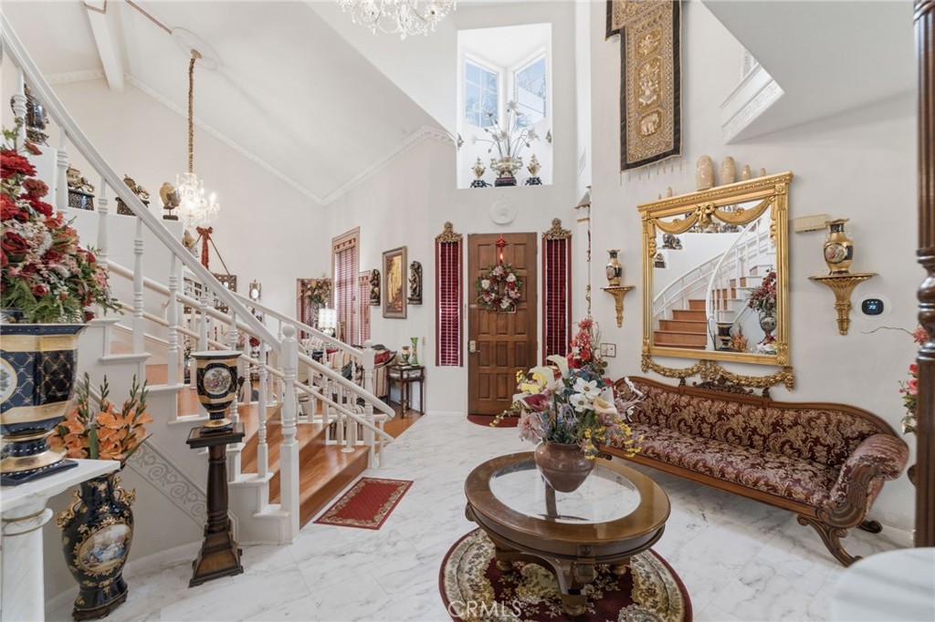 https://media.crmls.org/medias/eadbc2af-3ba1-4f97-94f8-199fe25508ba.jpg?preset=X-Large