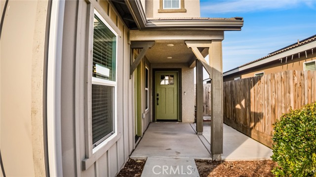 Detail Gallery Image 4 of 44 For 522 Sansoni St, Los Banos,  CA 93635 - 5 Beds | 3/1 Baths