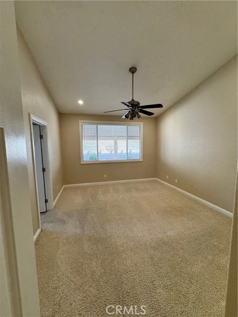 Detail Gallery Image 20 of 44 For 914 Banbury St, Hemet,  CA 92544 - 3 Beds | 2 Baths