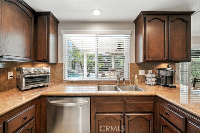 3581 Hillsdale Ranch Road, Chino Hills CA: https://media.crmls.org/medias/eadc751f-fd55-488d-8075-61fa7a84e940.jpg