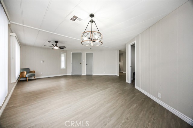 Detail Gallery Image 7 of 23 For 1350 San Bernardino Rd #187,  Upland,  CA 91786 - 3 Beds | 4 Baths