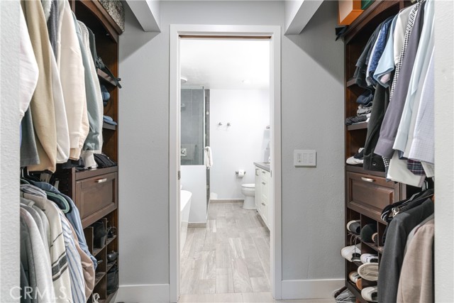 12 Juniper, Irvine CA: https://media.crmls.org/medias/eadd10c0-6214-49ec-a566-8b9ab0076c00.jpg