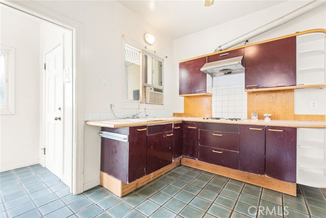 Detail Gallery Image 10 of 29 For 127 Westmont Dr, Alhambra,  CA 91801 - 3 Beds | 2 Baths