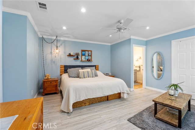 Detail Gallery Image 10 of 27 For 24196 Twig, Lake Forest,  CA 92630 - 4 Beds | 3 Baths